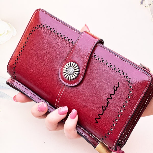 Personalized Women Wallet for Mama Engraved Leather Long Wallet Mom Wrist Strap Purse Organizer New Mama Birthday Gift for Mother's Day