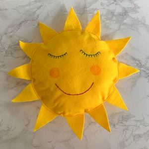Sun cushion , sunshine cushion, felt sun, sunshine gift, sunshine decor, sun decor , new baby gift, summer decor