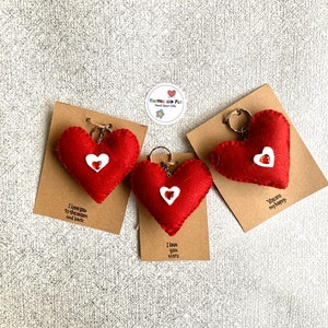Corazón sentido, llavero del corazón, mensaje de amor, regalo para ella, regalo para él, regalo de amor, regalo postal
