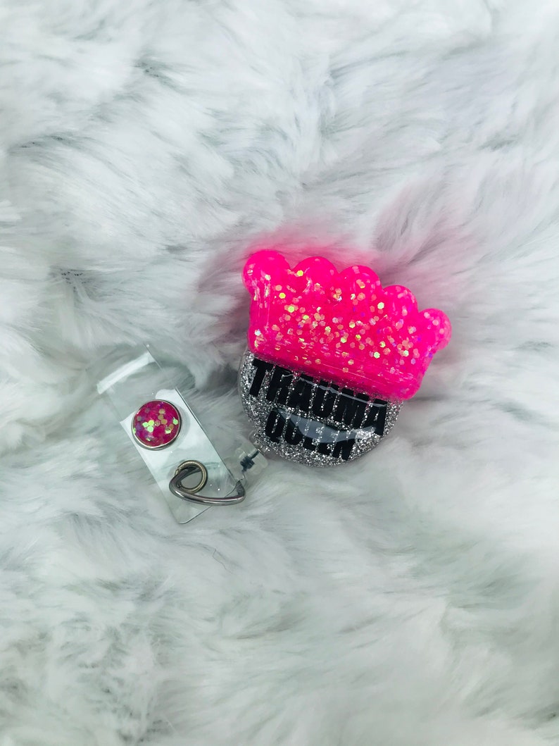Trauma Queen ER RN Badge Reel