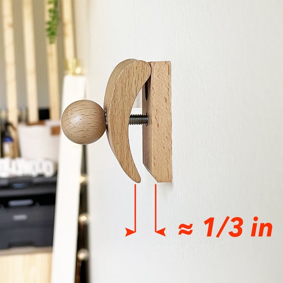 4Pcs Quilt Hanger Wooden Tapestry Holders Quilt Wall Hanger Multipurpose Hooks  Blanket Clip For Wall Display