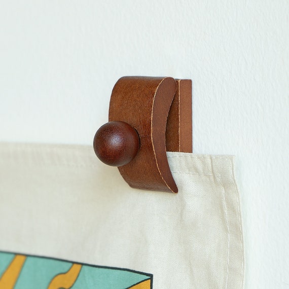 Quilt Hangers for Wall Hangings, Tapestry Hanger Wooden Clips for