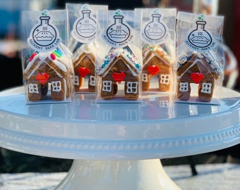 Mini Gingerbread Houses (PRE-ORDER)