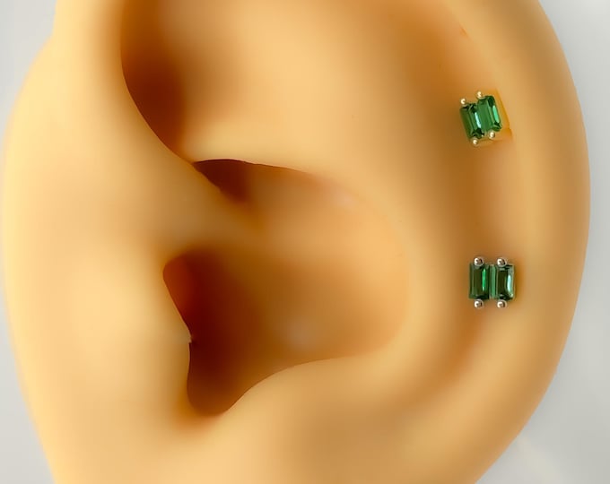 Piercing 325 Helix 925 silver gold plated green rhinestone square