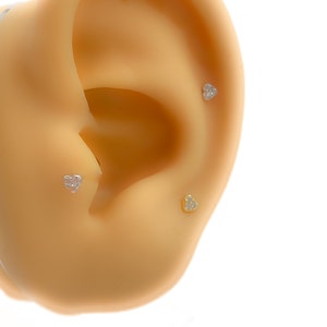 Piercing #323 Plata de ley 925 chapada en oro hélice minúscula tragus mini corazón corazón