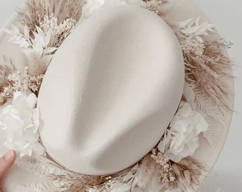 Chapeau bohème fleurs séchées, mariage, chapeau mariée, accessoire cheveux, baptême, fleurs stabilisées, composition florale