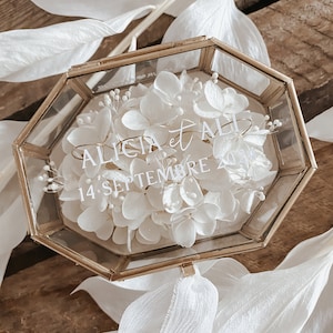 Personalized wedding ring box, dried flowers, heart-shaped ring holder, engagement ring box, original wedding ceremony gift