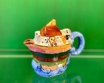 Vintage Noah's Ark Teapot, Hand Painted Ceramic Collectible Teapot, Noah's Ark Vintage Collectible, Ceramic Hand Painted Animal Teapot.