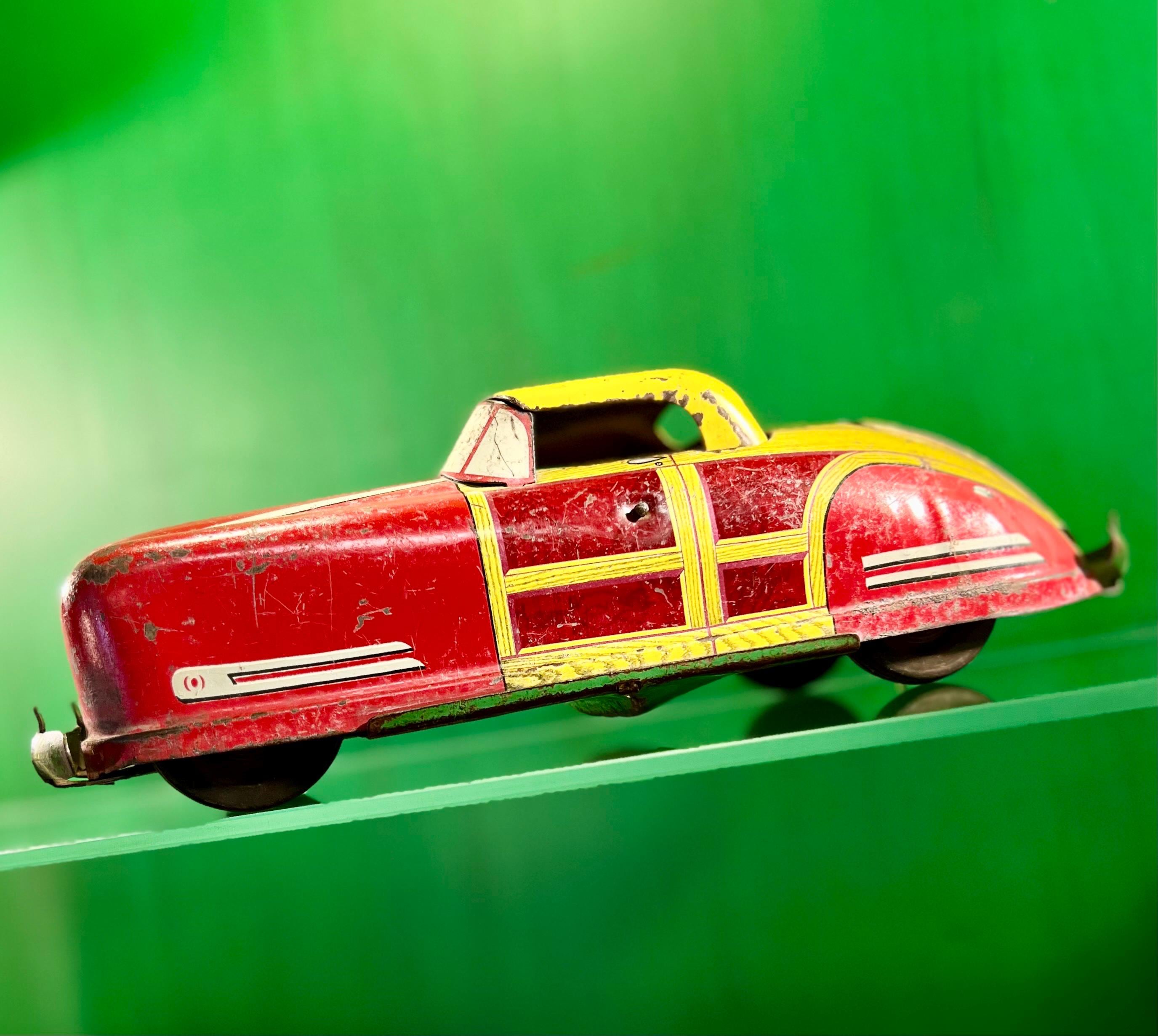 Vintage 1940s Wyandotte Woody Convertible Toy Car: Pressed Steel
