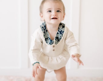 Long sleeved collar baby Playsuit