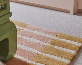 Tapis capitonné à la main à rayures abstraites brun rose poudré, carpette géométrique moderne en laine, moquette de créateur neutre pour salon et chambre