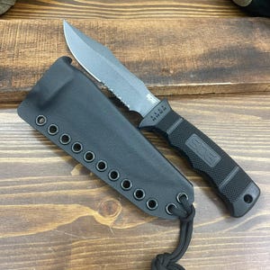 Funda Kydex negra RK Custom RTS para SOG Seal Pup