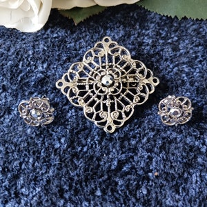 Vintage Unsigned Silver Tone Black Rhinestone Brooch & Pierced Earrings Set