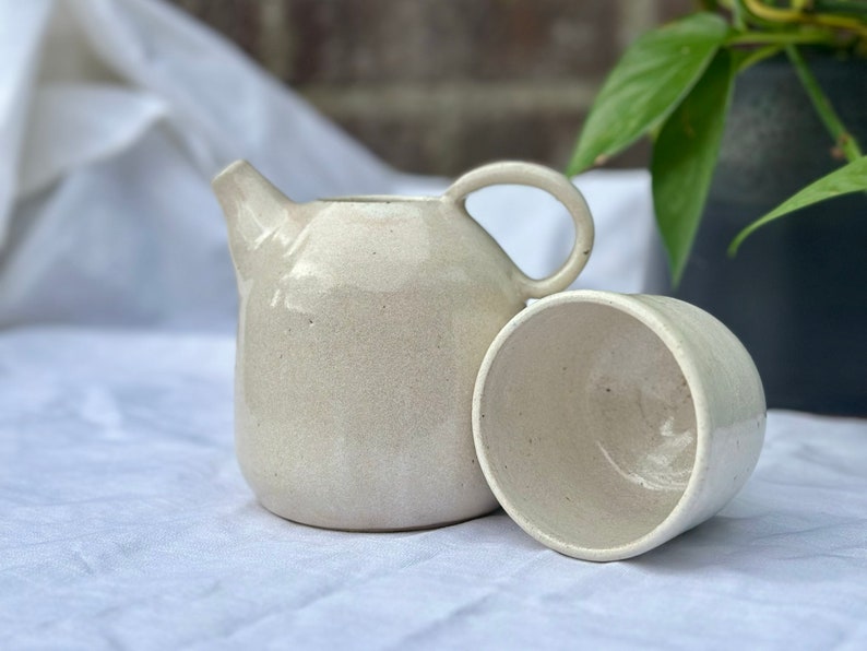 SDEEceramics Pitcher - Thumbnail 2