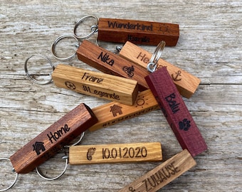 Keychain with individual engraving made of wood