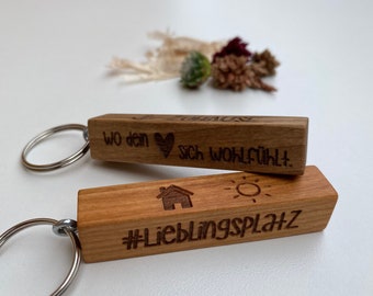 Schlüsselanhänger aus Holz, personalisiert mit Gravur - Eichenholz, Sternzeichen, Koordinaten, Home, Schule, Jahrestag, Geburt, Muttertag