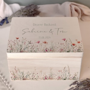Personalisierte Hochzeitskiste "Blumenwiese" aus Holz mit Name + Datum, Hochzeitskiste, Gastgeschenk Hochzeit, Geschenk zur Hochzeit