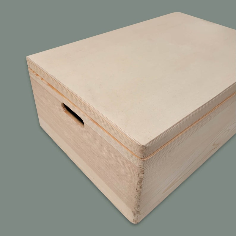 Personalisierte Erinnerungskiste Holz Holzkiste Holzbox mit Namen Aufbewahrung Erinnerungen Geschenk zur Hochzeit Hochzeitsgeschenk Memories Bild 10