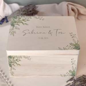 Personalisierte Hochzeitskiste "Blätter Rahmen" aus Holz mit Name + Datum Holzkiste Holzbox Aufbewahrung Erinnerungen Geschenk zur Hochzeit
