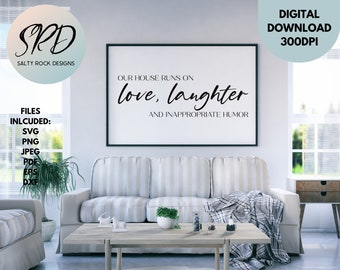 La nostra casa funziona con amore, risate e umorismo inappropriato / Decorazioni divertenti per la casa / Decorazioni rustiche per la casa / Decorazioni divertenti per il soggiorno /