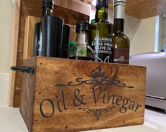 Rustic wooden Oil & Vinegar / Condiments Caddy, kitchen storage box, Rustic Wooden Tray.  Handmade bespoke from 100% reclaimed wood