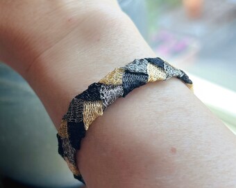 Luxe Braided Titanium Netting Bracelet - Brass Closure