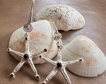 Garnet & Onyx Starfish Textured Drop Silver Earrings