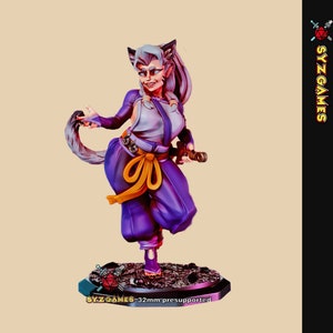 Nisha Tiger Girl | Pinup | Resin Miniature | 32mm 75mm Fantasy Miniature | DnD | RPG | Tabletop Game | Pathfinder | Gaz Minis
