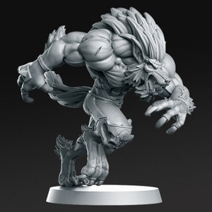 Werewolf A - Fantasy Football |  32mm or 28mm Fantasy Miniature | DnD Miniature | RPG | Tabletop Game | Pathfinder | RN Estudio