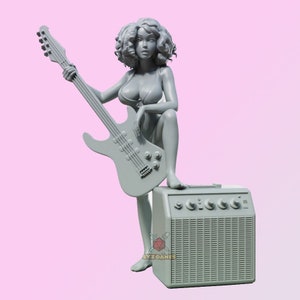 Jenica, Female Bard Pinup | Fantasy Resin Miniature | DnD Miniature | Dungeons & Dragons | Pathfinder | RPG | Tabletop