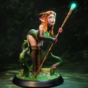 Secret Druid Practice | Unpainted | Pinup Miniature |  Fantasy Miniature | DnD Miniature | Tabletop Game | RPG