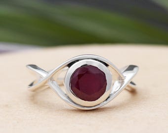Handmade 925 Sterling Silver Ruby Ring, Elegant Round Gemstone Jewelry, Anniversary Ring, Gift for Her