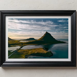 Download digitale Islanda Kirkjufell, Monte Kirkjufell, regalo di arredamento per viaggiatori, decorazione domestica, montagna, arte murale stampabile, paesaggio islandese