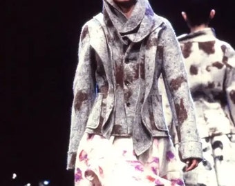 Extremely Rare FW1995 Rei Kawakubo Comme des Garçons “Sweeter than sweet” In Paris Runway Wool Coat