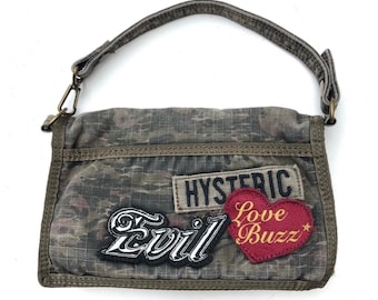 Cartera de transporte de camuflaje con calaveras de glamour histéricas raras