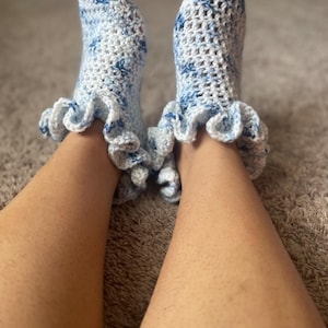 Women’s crochet ruffle socks/choose your own color socks