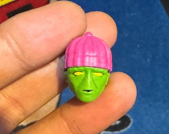 Underground power canceling orphan painted head sculpt (FIGURE NOT INCLUDED)