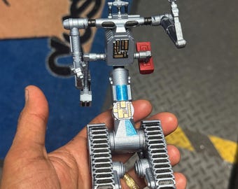 Articulated Johnathan No 6 figure (painted) 1:12 scale