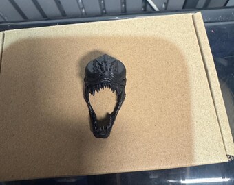 liquid goo alien mask (unpainted)