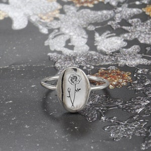 Christmas Gift for Mom | Silver Plain Gift Ring | Flower Jewelry | Summer Jewelry | Birthday Gif | Birth Flower Ring | Floral Signet Ring