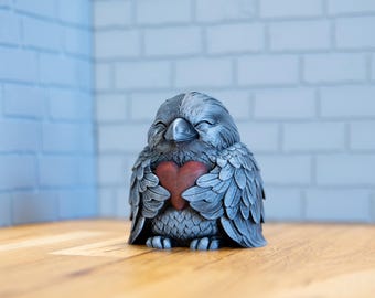 3D Printed Raven Holding Heart Figurine – Dry Brush Painted, 80mm Tall