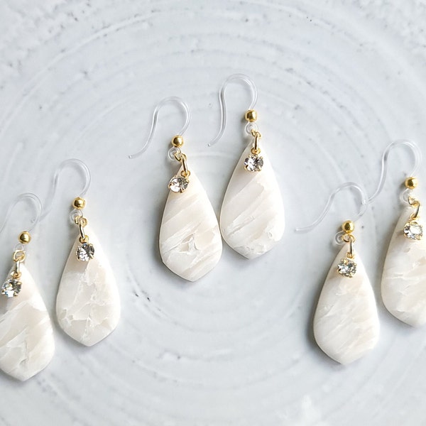 Non-Metal / Metal Free Earrings / Hooks / Polymer Clay Drop Charms / Ivory  White Mix Marble / 1 pair / Drop / Teardrop / Gold Hook