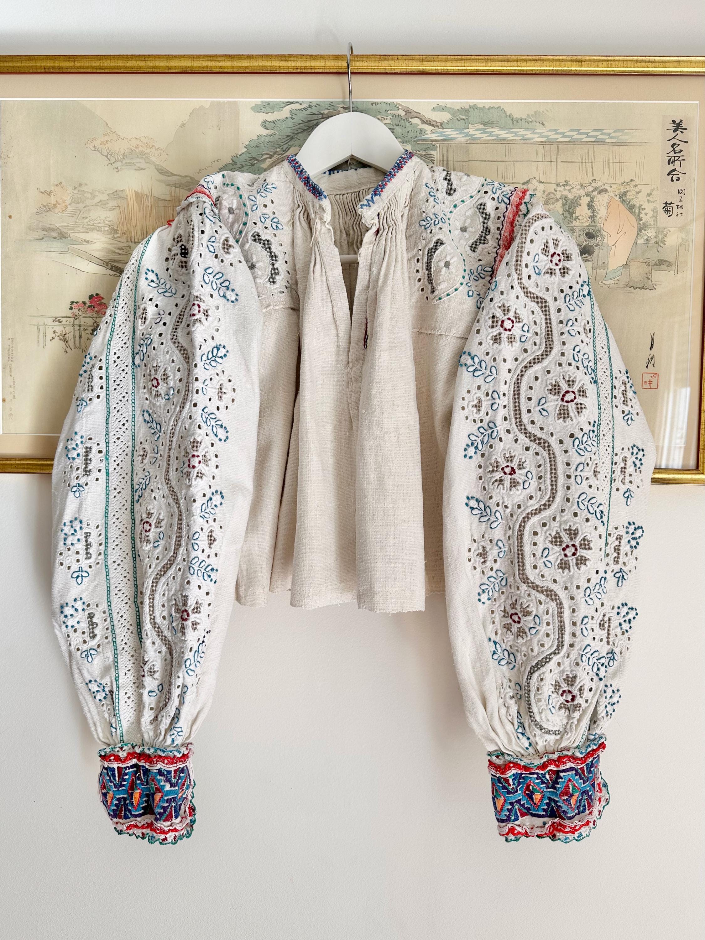 トップス antique Rumania blouse Vintage Romanian Embroidered Blouse C. 1930 - T.XS/S