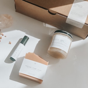 Coffret cadeau Essential Self Care | cadeau anti-stress, forfait soins spa, cadeau d'anniversaire pour elle, coffret cadeau de gratitude, cadeau de Noël