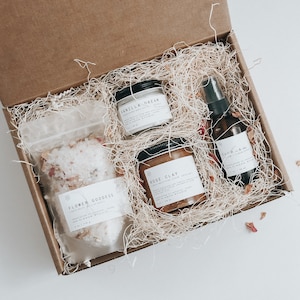 Coffret cadeau soins personnels pour le bain et le corps | coffret cadeau anniversaire, coffret soin pour elle, coffret cadeau spa, proposition de demoiselle d'honneur, cadeau de Noël