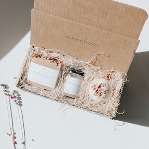 Coffret cadeau soins personnels Amour | coffret cadeau anniversaire, coffret soin pour elle, coffret cadeau spa, proposition de demoiselle d'honneur, cadeau de Noël