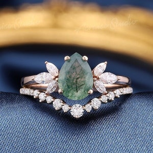 Pear  Moss Agate Engagement Ring Set Vintage Rose gold wedding ring Women 2pcs green gemstone Rings Unique Bridal Set Diamond Cluster ring