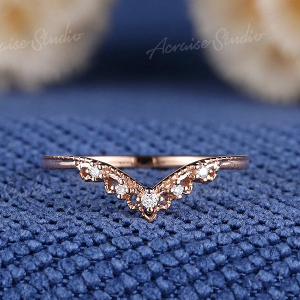 Rose Gold Diamond Leaf Chevron Ring, Dainty 14k Wedding Band