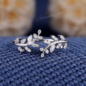 Diamond leaf ring women Dainty leaves ring Adjustable Vines ring Open leaf ring Vintage solid white gold wedding ring unique Floral ring