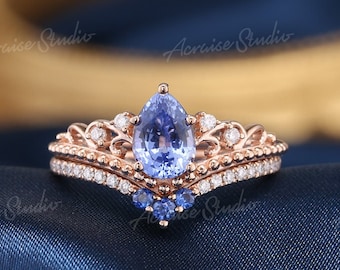 Vintage Cornflower Sapphire Engagement Ring Set Crown Wedding Rings Rose Gold Pear Shaped Blue Sapphire Ring Unique Blue Sapphire band